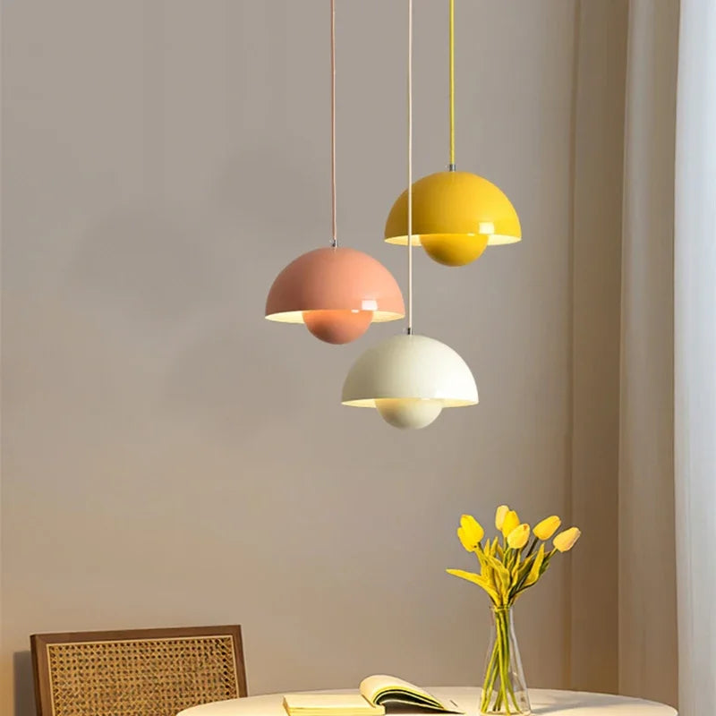 Nordic Café Macarone Chandelier: Elegant Illumination for Your Dining Experience