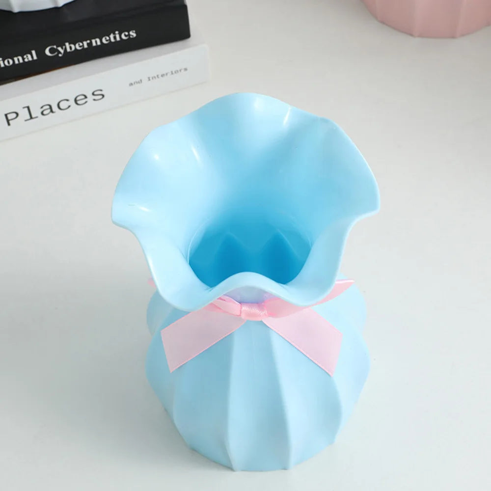 Modern Plastic Flower Vase – Decorative Flowerpot for Arrangements & Home Décor