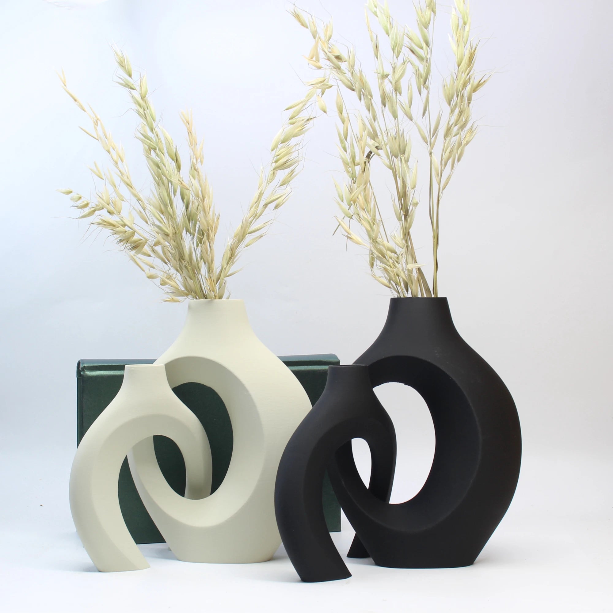 A Set of Hugging Vase Ornaments – Home Decoration, Office, and Entrance Cabinet Decorative Vase