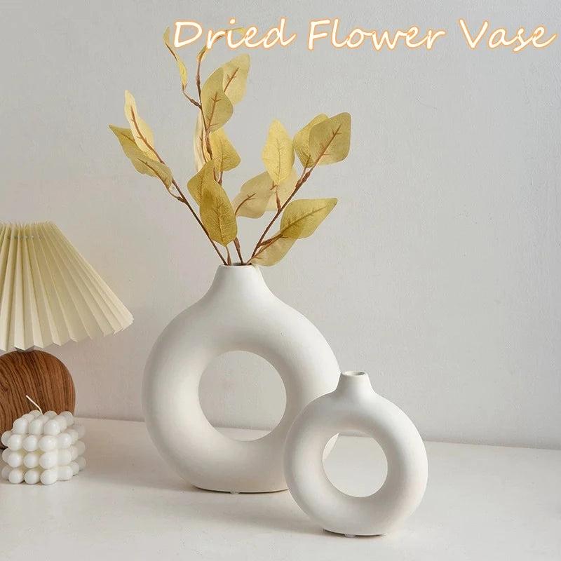 Imitation Ceramic White Donut Vase – Minimalist Decorative Flowerpot for Home & Office