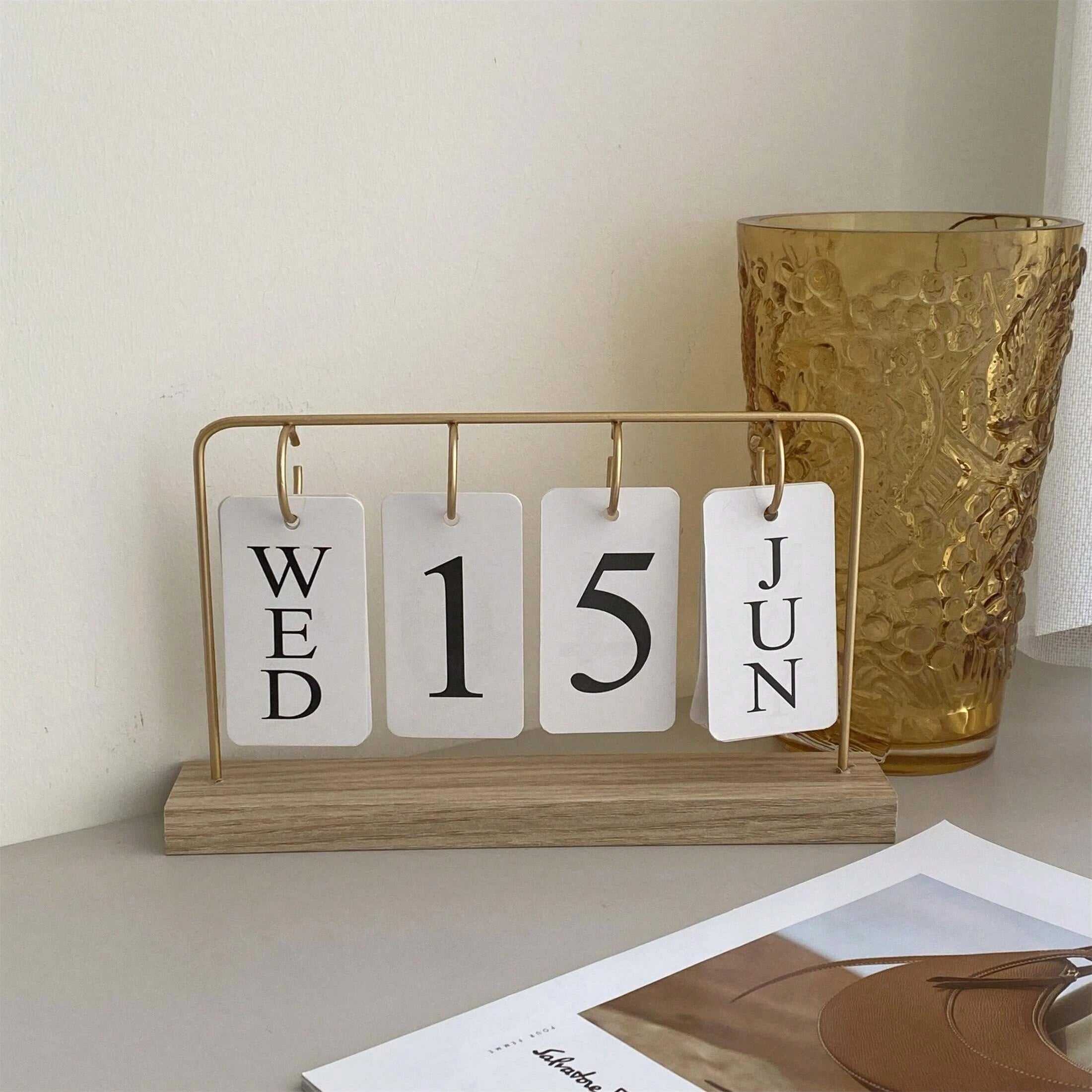 Creative Mini DIY Desktop Calendar - Stylish and Functional Metal Desk Decor