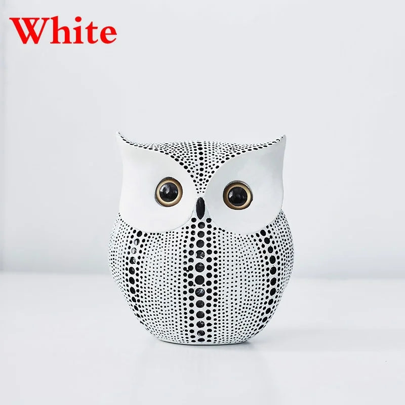 Resin Owl Statue - Modern Animal Desk Decoration for Living Room and Home Figurines