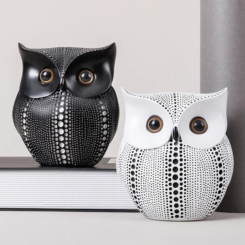 Resin Owl Statue - Modern Animal Desk Decoration for Living Room and Home Figurines