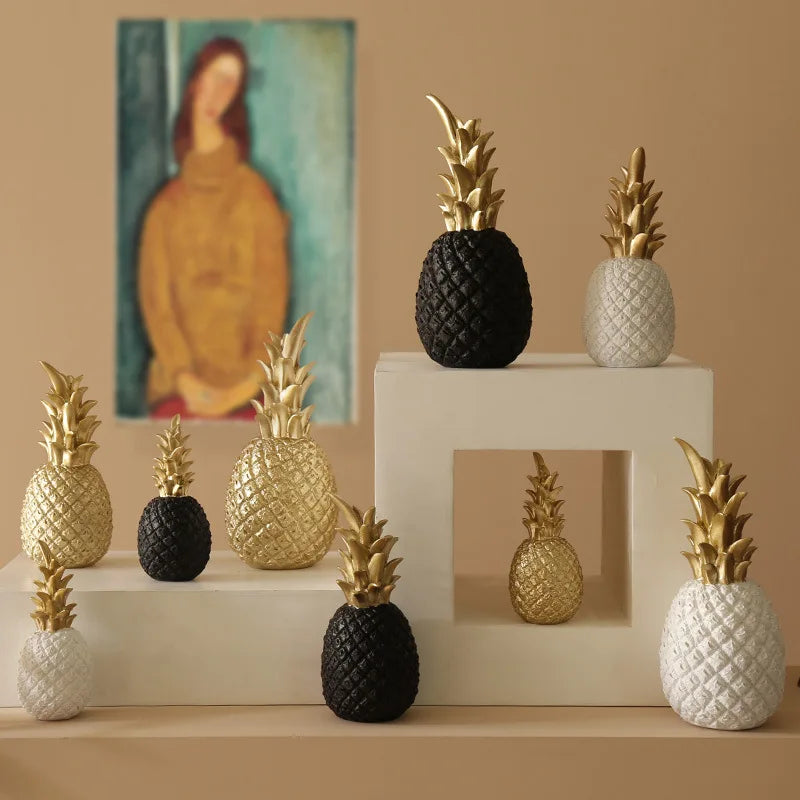 Nordic Pineapple Ornaments – Creative Fruit Shape Resin Figurines for Desktop, Living Room, and Wedding Gifts