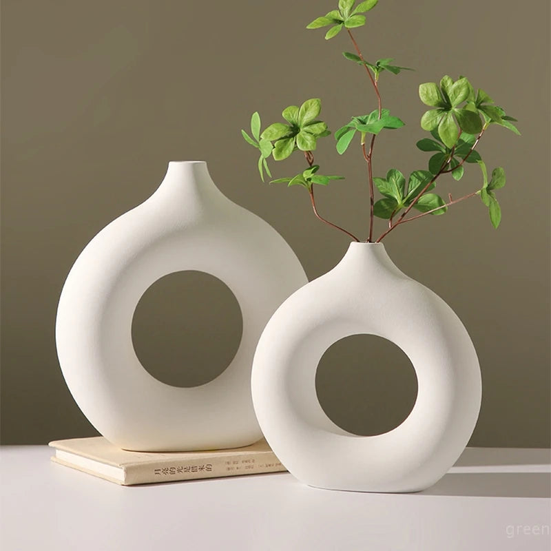 Imitation Ceramic White Donut Vase – Minimalist Decorative Flowerpot for Home & Office