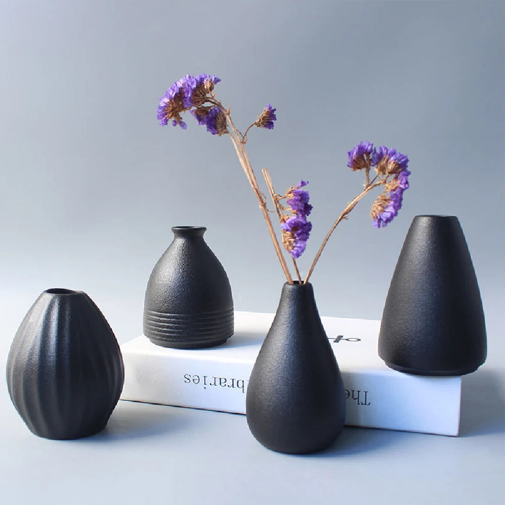 Ceramic Small Vase - Modern Japanese Style Desktop Decoration